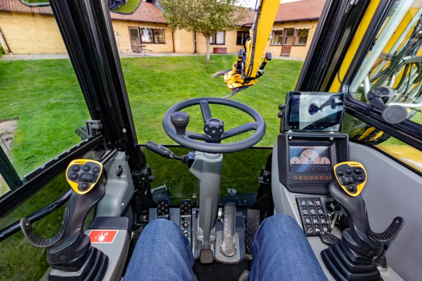 Kallelse till årsstämma i engcon AB