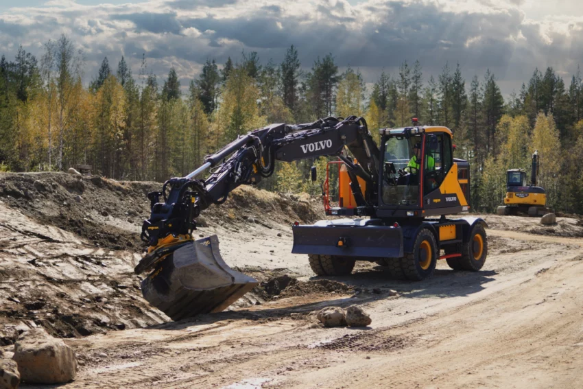 Kallelse till årsstämma i engcon AB